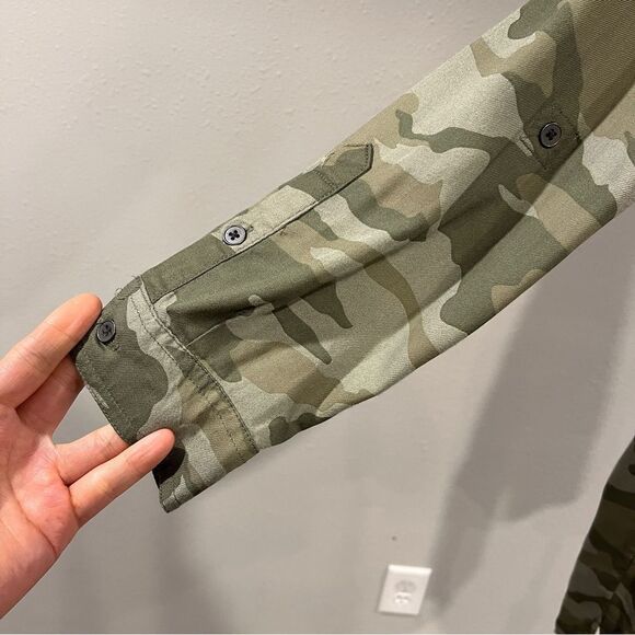 SO Camouflage Long Sleeve Shirt Dress size medium - Picture 4 of 13